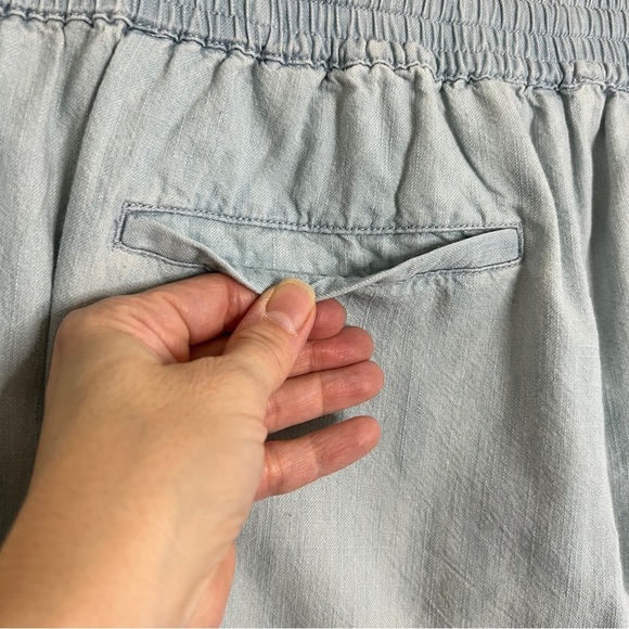 Soft Joie Kamini Pull-On Chambray Joggers in Sunbleach Wash - Picture 9 of 13